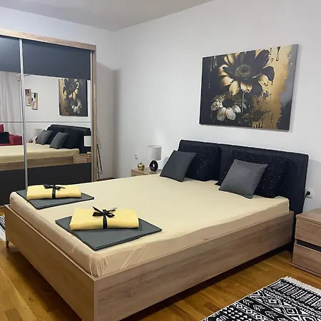 Lägenhet Taya Mostar